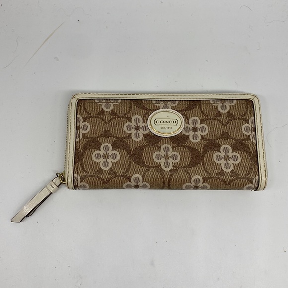 Coach Handbags - COACH Signature Wallet Gold Zip Wallet